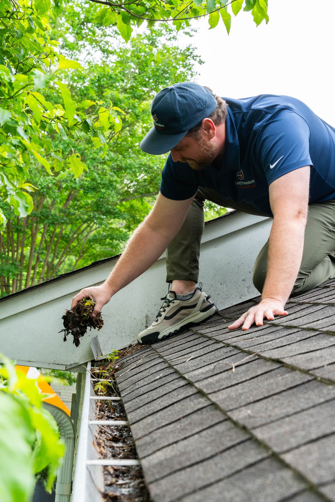 Gutter cleaning and maintenance