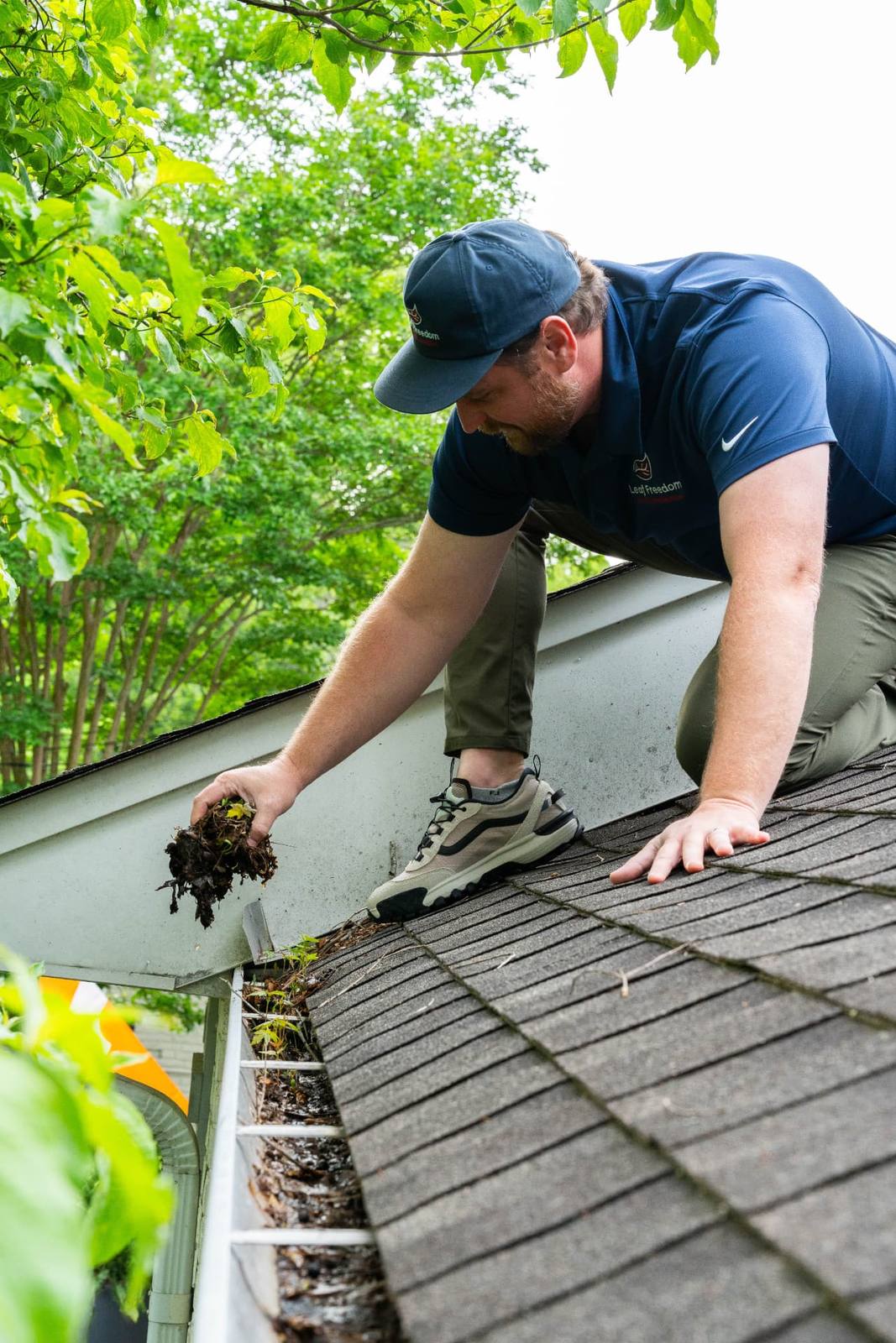 Gutter cleaning and maintenance